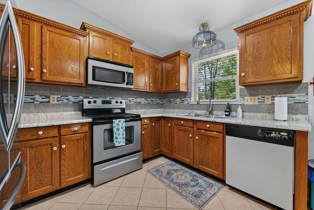 329 Floralwood Drive, Howard, OH 43028