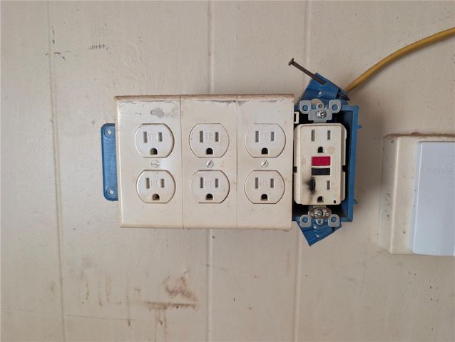 25314 LUKE STREET, Christmas, FL 32709