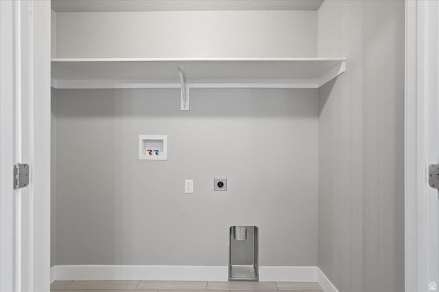 1329 W WALLSBURG DR, Taylorsville, UT 84123