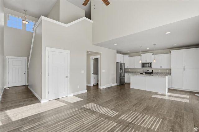 1329 W WALLSBURG DR, Taylorsville, UT 84123