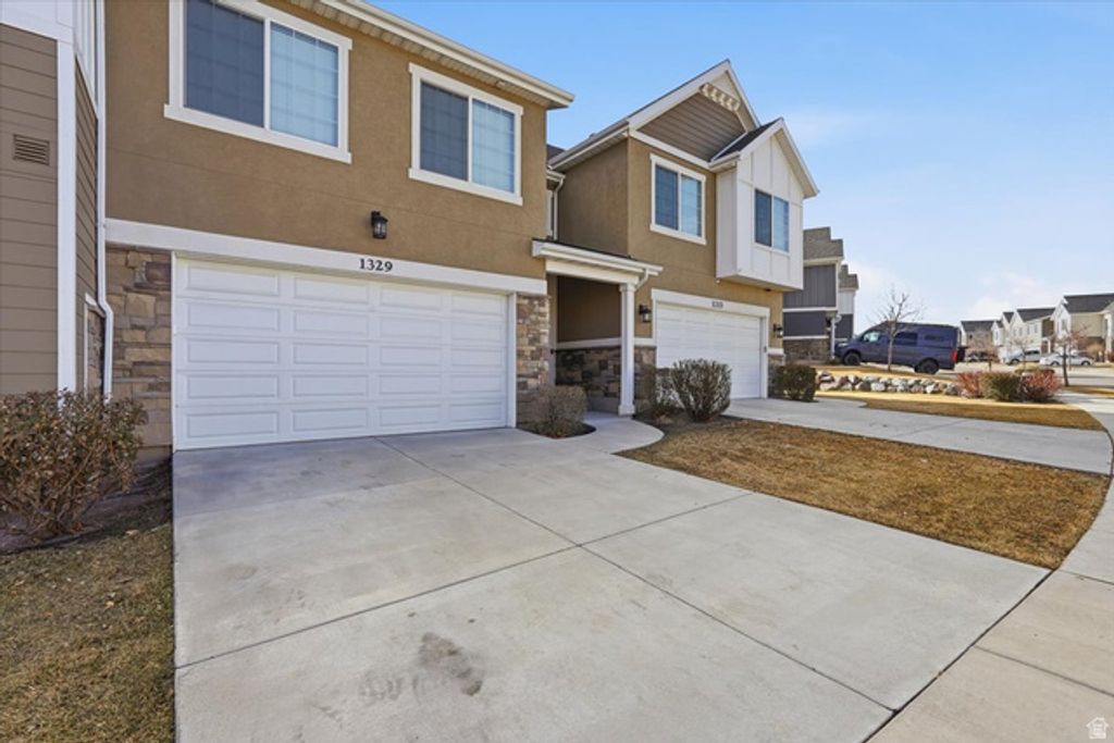 1329 W WALLSBURG DR, Taylorsville, UT 84123