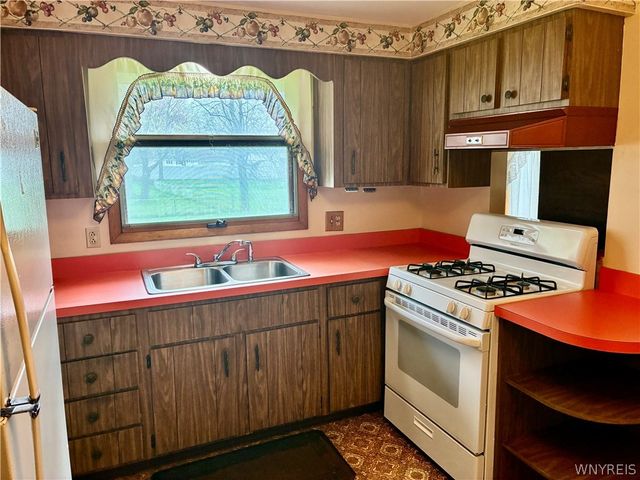 467 Central Avenue, Lancaster, NY 14086