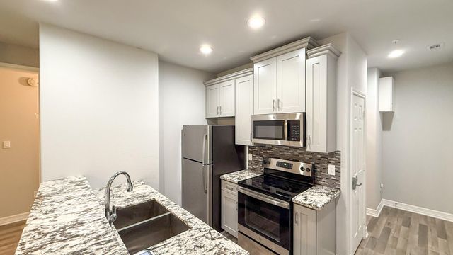 7823 Gladstone Street B1, Houston, TX 77051
