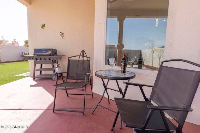 4228 Southern Canyon Loop, Las Cruces, NM 88011