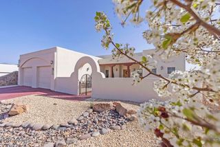 4228 Southern Canyon Loop, Las Cruces, NM 88011