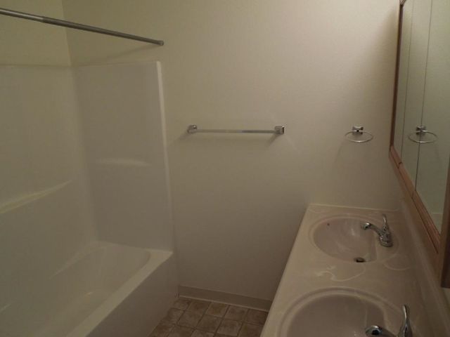 1216 E 18th Ave, Spokane, WA 99208