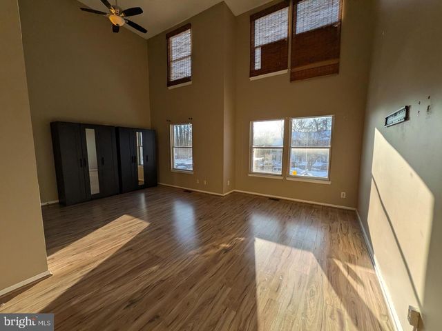 2707 GREENWOOD DR, Lindenwold, NJ 08021