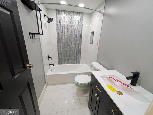 2707 GREENWOOD DR, Lindenwold, NJ 08021