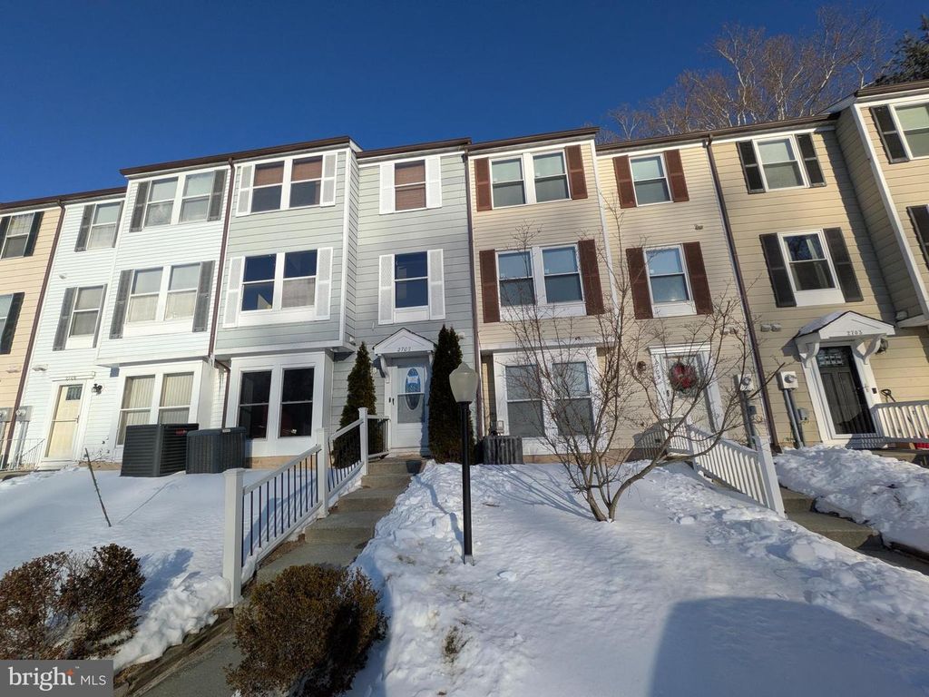 2707 GREENWOOD DR, Lindenwold, NJ 08021