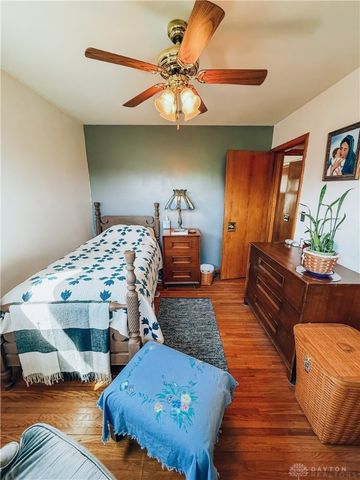 28 Warner Drive, Tipp City, OH 45371