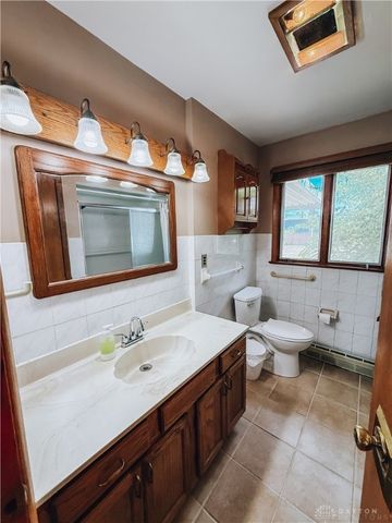 28 Warner Drive, Tipp City, OH 45371