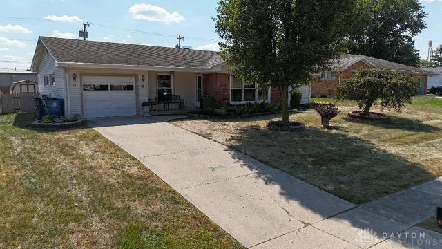 28 Warner Drive, Tipp City, OH 45371