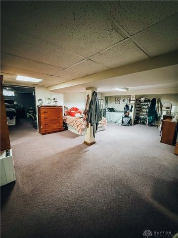 28 Warner Drive, Tipp City, OH 45371