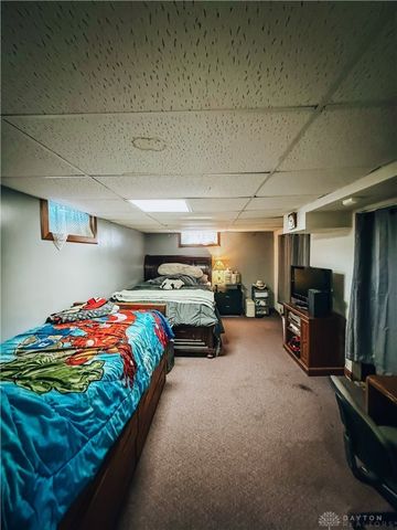 28 Warner Drive, Tipp City, OH 45371