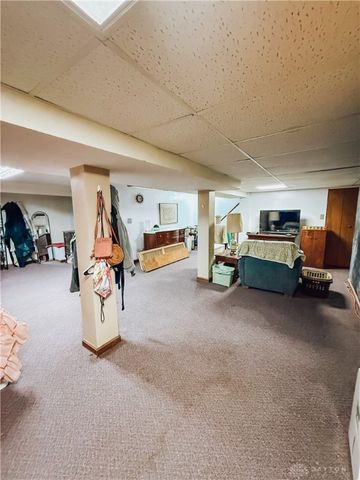 28 Warner Drive, Tipp City, OH 45371