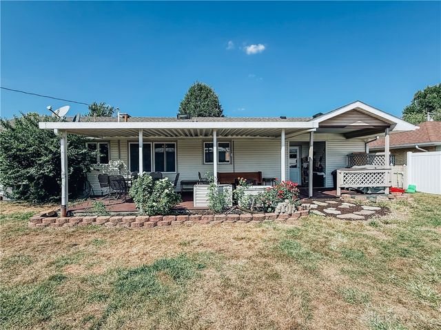 28 Warner Drive, Tipp City, OH 45371