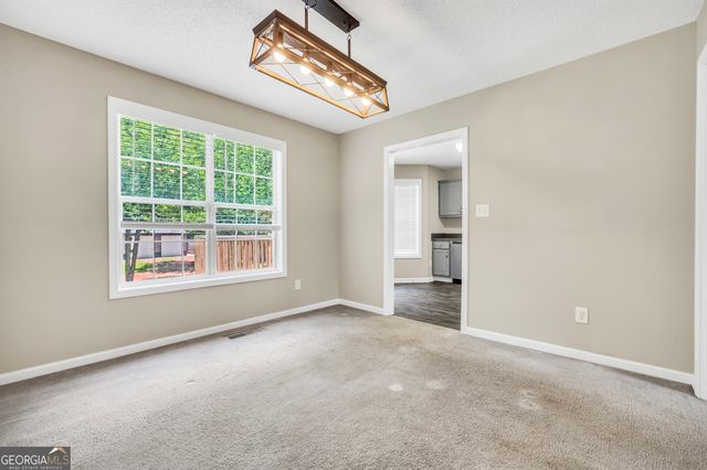 105 Dawn Court, Jackson, GA 30233