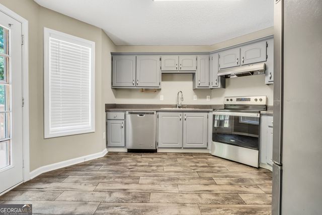 105 Dawn Court, Jackson, GA 30233