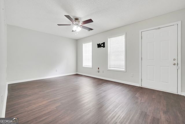 105 Dawn Court, Jackson, GA 30233