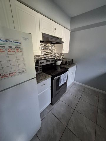 2845 HUNT CLUB LANE, Orlando, FL 32826