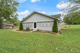 816 Utica Sellersburg Road, Utica, IN 47130