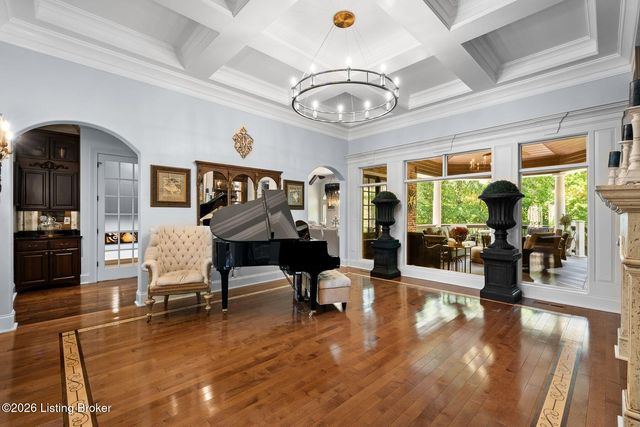 3021 Long Creek Way, Louisville, KY 40245