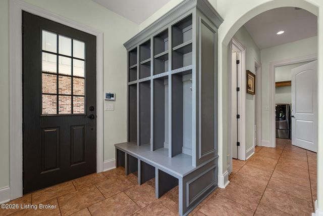 3021 Long Creek Way, Louisville, KY 40245