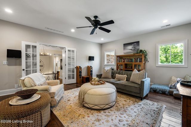 3021 Long Creek Way, Louisville, KY 40245