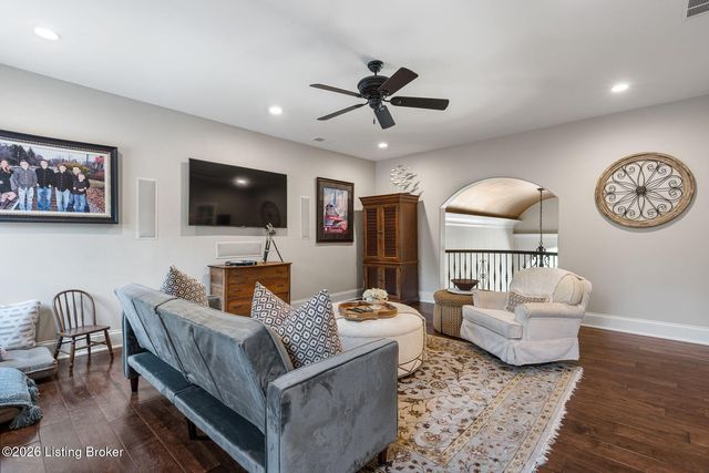 3021 Long Creek Way, Louisville, KY 40245