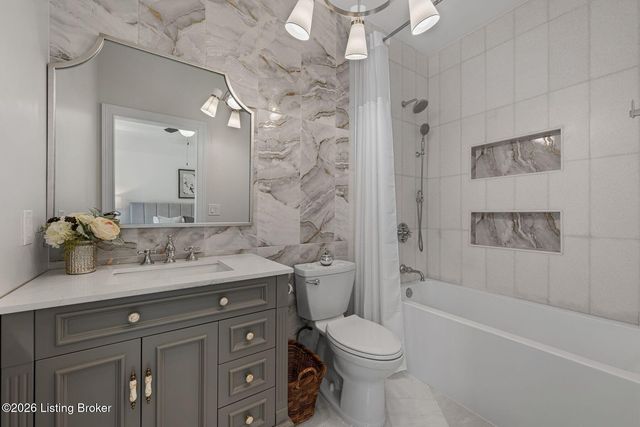 3021 Long Creek Way, Louisville, KY 40245