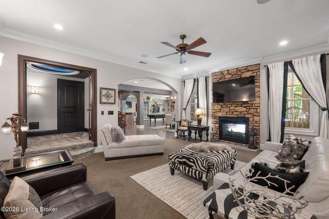 3021 Long Creek Way, Louisville, KY 40245