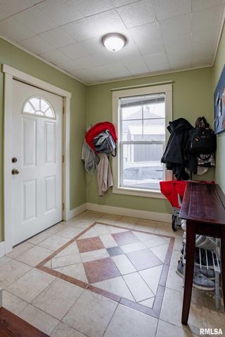 712 CIRCLE Drive, Marion, IL 62959