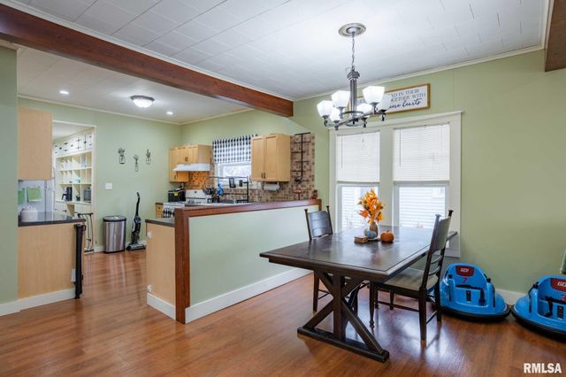 712 CIRCLE Drive, Marion, IL 62959