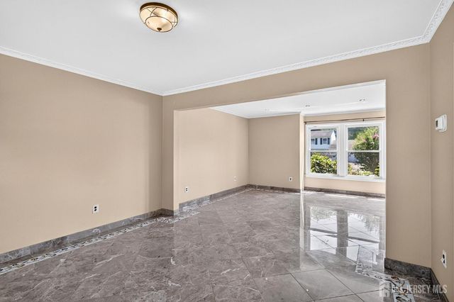 12 Mershon Lane, Plainsboro, NJ 08536
