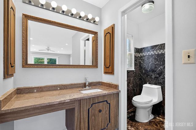 12 Mershon Lane, Plainsboro, NJ 08536