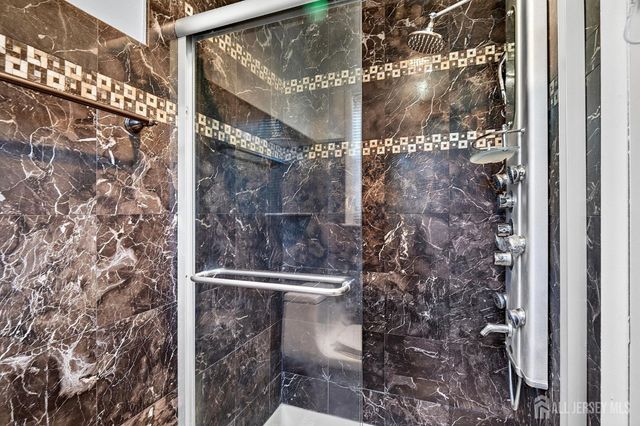 12 Mershon Lane, Plainsboro, NJ 08536