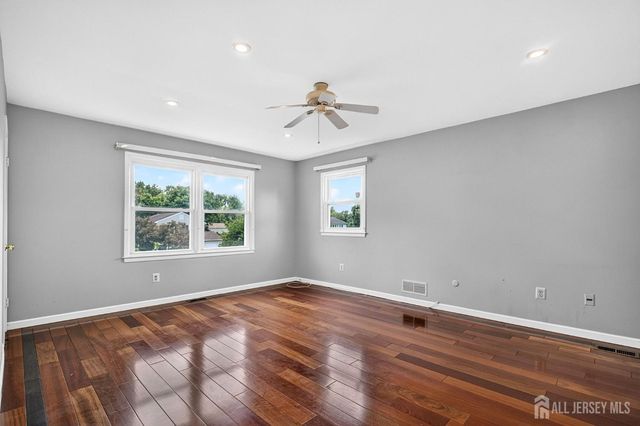 12 Mershon Lane, Plainsboro, NJ 08536