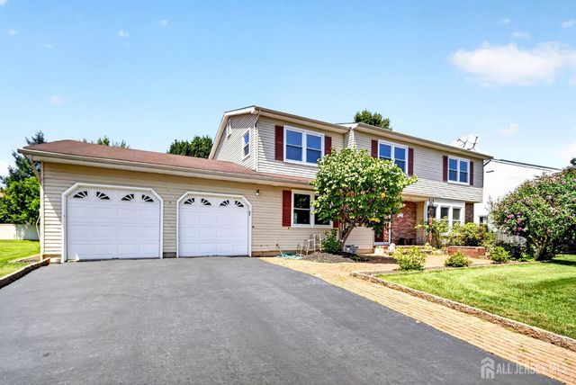 12 Mershon Lane, Plainsboro, NJ 08536