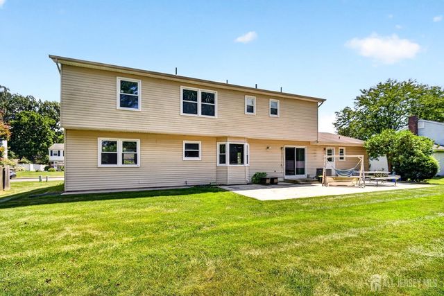 12 Mershon Lane, Plainsboro, NJ 08536