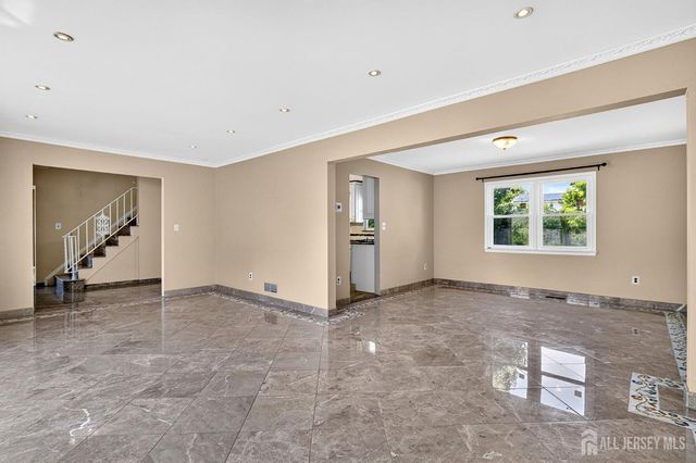 12 Mershon Lane, Plainsboro, NJ 08536