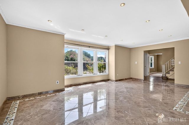 12 Mershon Lane, Plainsboro, NJ 08536