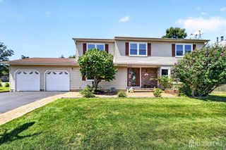 12 Mershon Lane, Plainsboro, NJ 08536