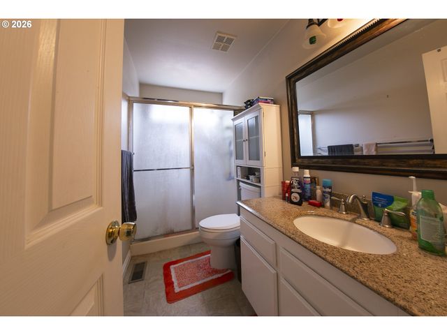 1785 Nw ROLLING HILL Dr, Beaverton, OR 97006