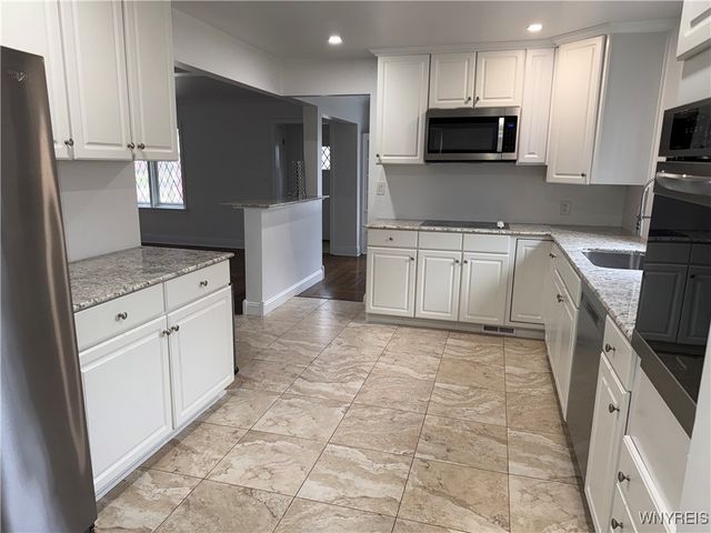 308 Mount Vernon Road, Amherst, NY 14226