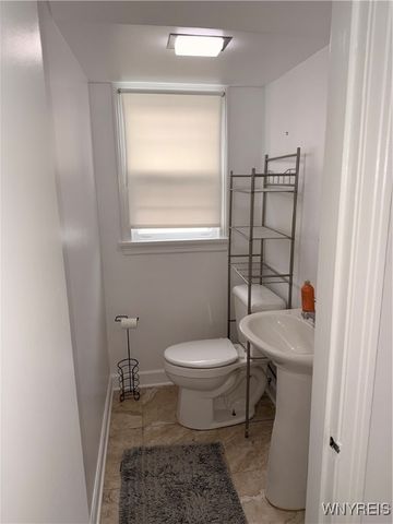 308 Mount Vernon Road, Amherst, NY 14226