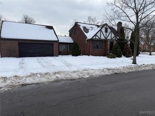 308 Mount Vernon Road, Amherst, NY 14226