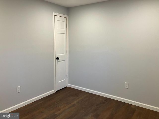 2096 SCARBOROUGH WAY, Bushkill, PA 18324