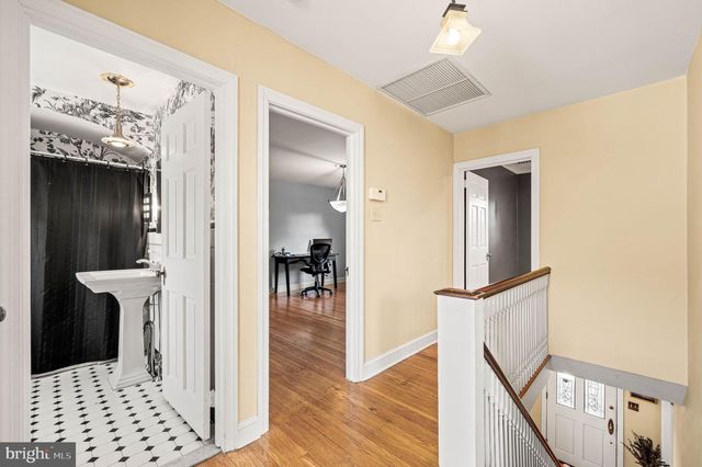 601 S EAGLE RD, Havertown, PA 19083