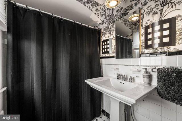 601 S EAGLE RD, Havertown, PA 19083