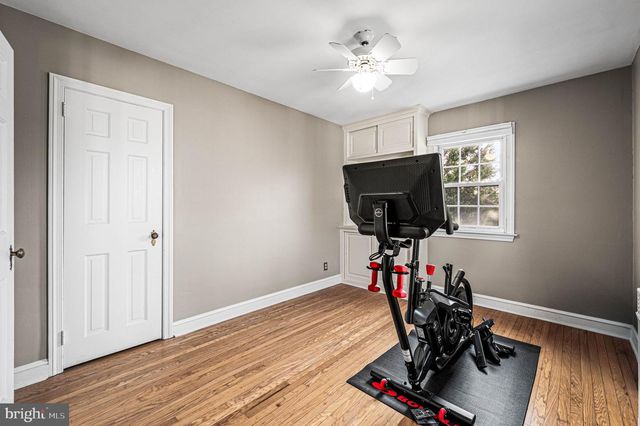 601 S EAGLE RD, Havertown, PA 19083